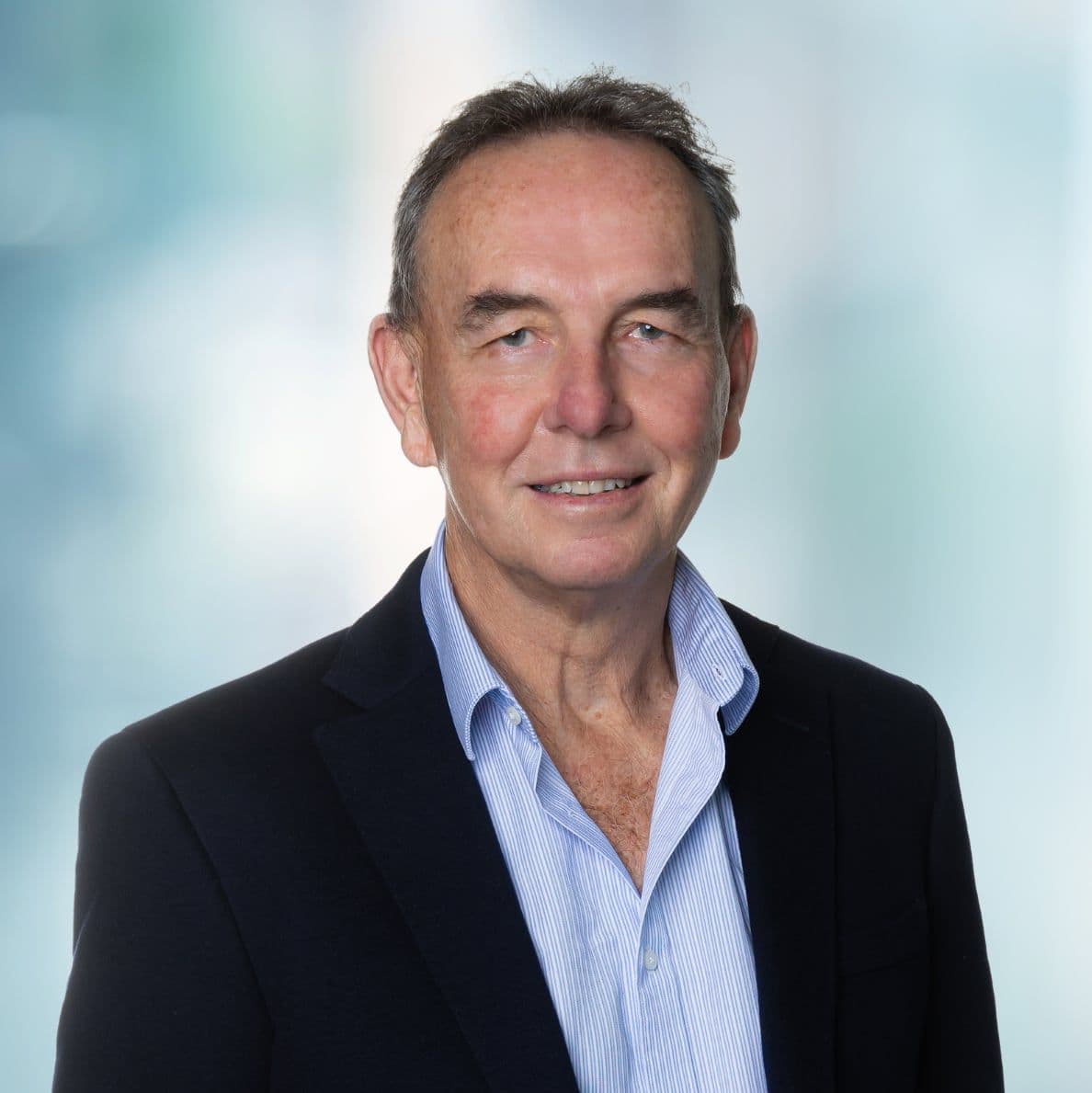 Portrait image of Dr Greg Witherow